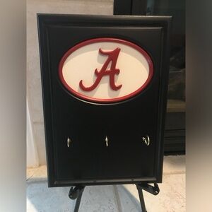 NWT NCAA Collegiate team Key Ring Holder- University of Alabama Crimson Tide